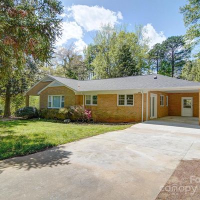 634 Colston St, Albemarle, NC 28001