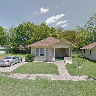 510 N Adelaide St, Terrell, TX 75160