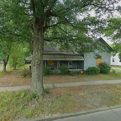 807 W Saint James St, Tarboro, NC 27886