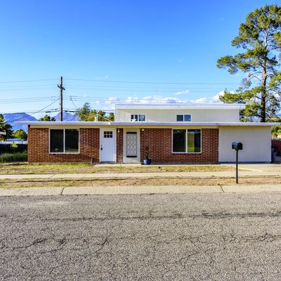 8161 E Beverly St, Tucson, AZ 85710