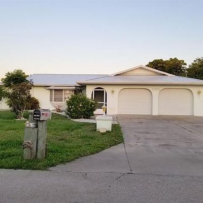7200 Reymoor Dr, North Fort Myers, FL 33917