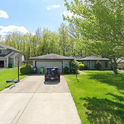 9882 Pebble Beach Cv, Aurora, OH 44202