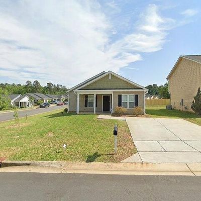 916 Skinner Dr, Raleigh, NC 27610