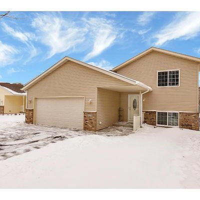 920 Savanna Ave, Saint Cloud, MN 56303