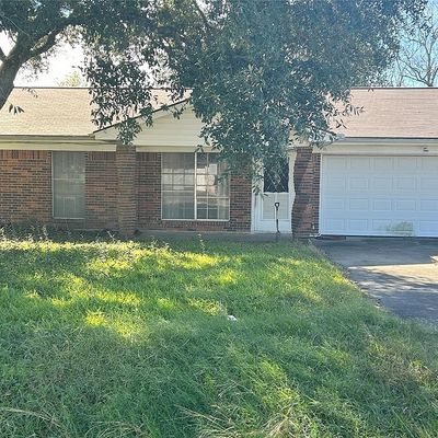 105 Newcastle St, Victoria, TX 77905