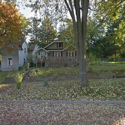 1083 Washington Ave, Muskegon, MI 49441