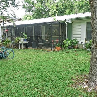 110 Crockett St, Port Lavaca, TX 77979