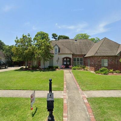 110 Fountainview Dr, Youngsville, LA 70592