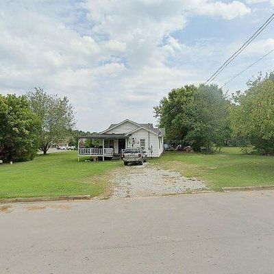 1103 Clearview Ave, Lawrenceburg, TN 38464