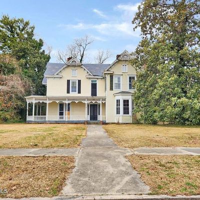 1104 Church St, Scotland Neck, NC 27874