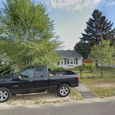 111 Pembroke St, Springfield, MA 01104