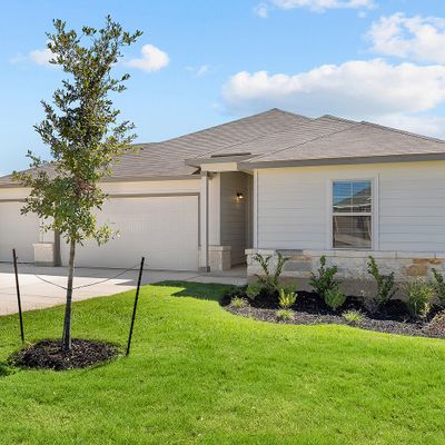 112 Reno Trl, Floresville, TX 78114