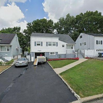 115 Arlington Dr, Fords, NJ 08863