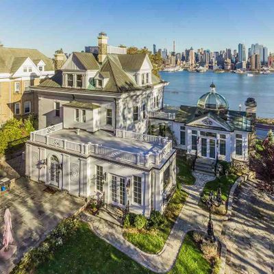 1 Hamilton Ave, Weehawken, NJ 07086