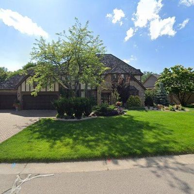 10300 Antlers Rdg, Eden Prairie, MN 55347