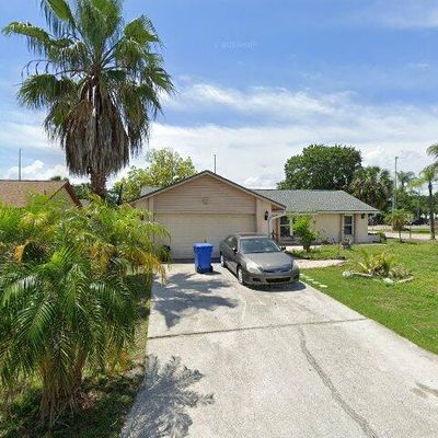 10326 Out Island Dr, Tampa, FL 33615
