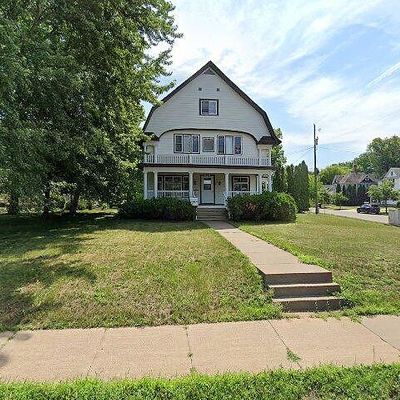 1329 State St, Eau Claire, WI 54701