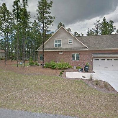 12 Banning Dr, Whispering Pines, NC 28327