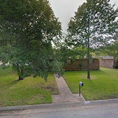 1201 Aspen Rd, Gainesville, TX 76240