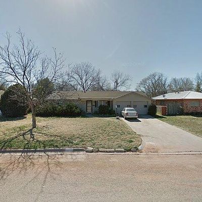 1204 Grand Ave, Sweetwater, TX 79556