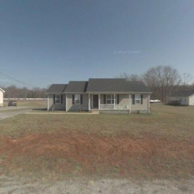 1206 Dellrose Dr, Bell Buckle, TN 37020