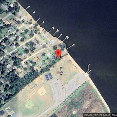 123 S Water St, Point Harbor, NC 27964