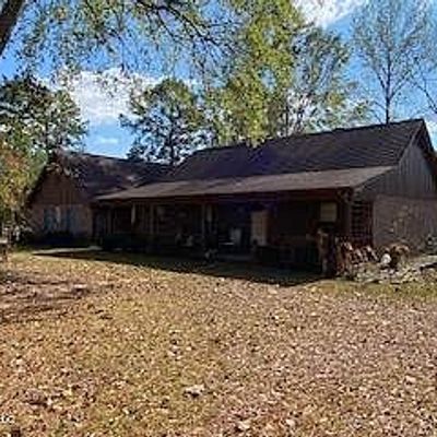 15920 Midway Rd, Terry, MS 39170