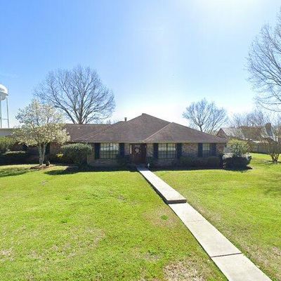 1596 E Bridge St, Breaux Bridge, LA 70517