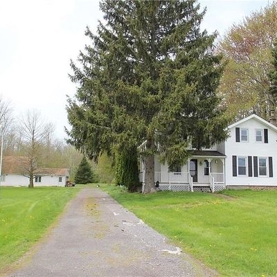 1608 W Kendall Rd, Kendall, NY 14476