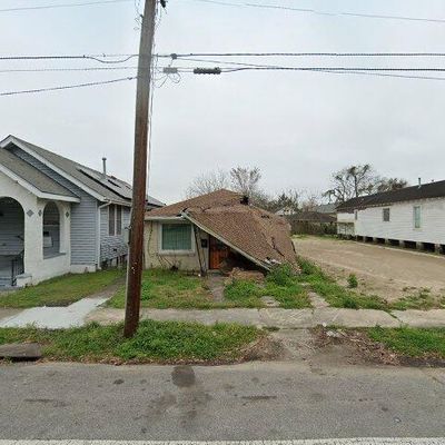 1633 Saint Roch Ave, New Orleans, LA 70117