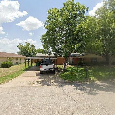 142 Darden Dr, Robinson, TX 76706