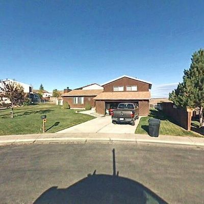 1506 Canyon Rd, Kemmerer, WY 83101