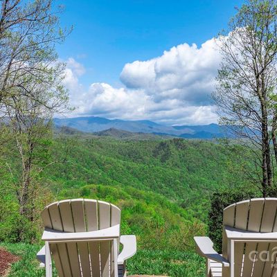 192 Woodruff Ln, Black Mountain, NC 28711