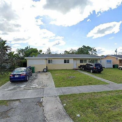 19721 Ne 10 Th Pl, Miami, FL 33179