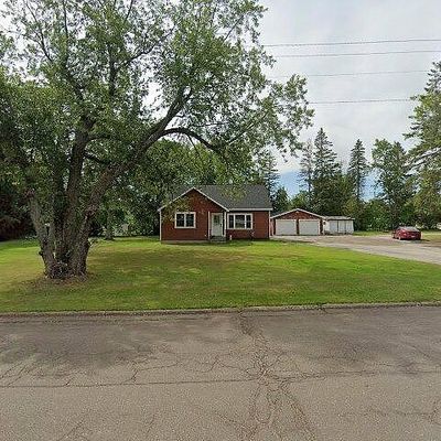 202 Pioneer Dr, Wrenshall, MN 55797