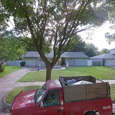 2032 Cambridge Dr Se, Grand Rapids, MI 49506