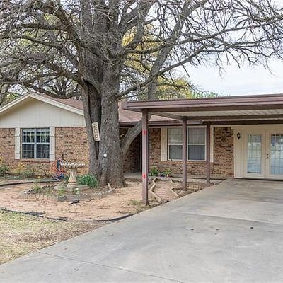 208 Mountain View Dr, Azle, TX 76020