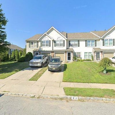 21 Hearthstone Ln, Marlton, NJ 08053