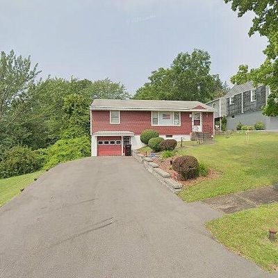 212 Deforest Rd, Syracuse, NY 13214