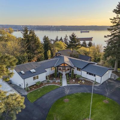 2356 Browns Point Blvd, Tacoma, WA 98422