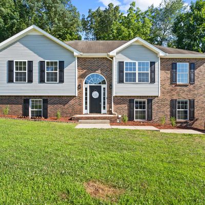 2548 Killarney Ct, Clarksville, TN 37042