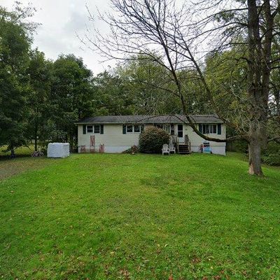 26 Eagle St, Phelps, NY 14532