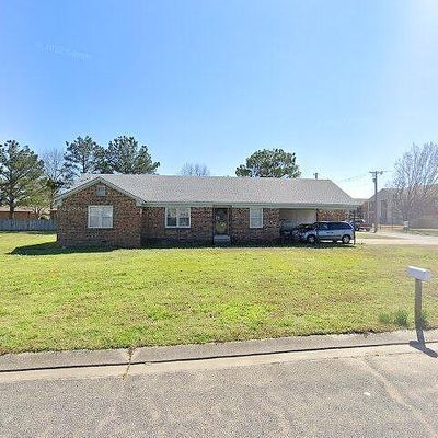 2604 Susie Ln, Horn Lake, MS 38637