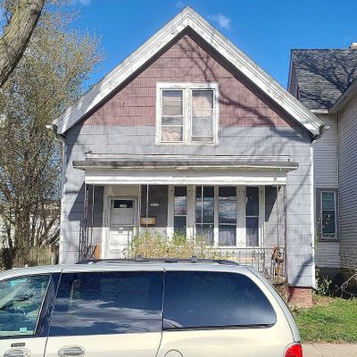 2620 S Pine Ave, Milwaukee, WI 53207