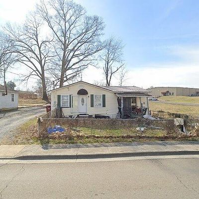 2241 E Fairview Ave, Johnson City, TN 37601