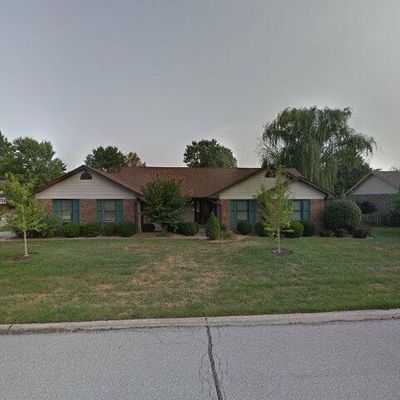 30 Rushmore Dr, Glen Carbon, IL 62034