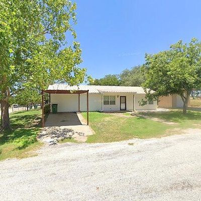 300 Cottonwood St, Comanche, TX 76442