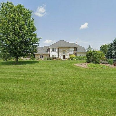 3002 Linnerud Dr, Stoughton, WI 53589