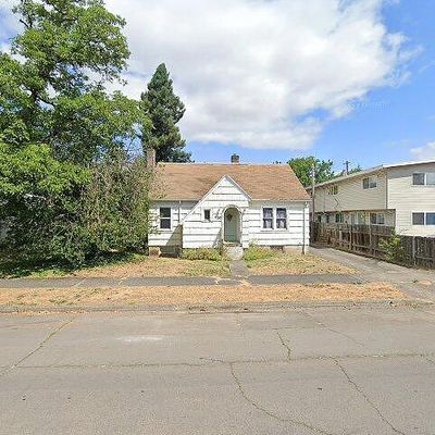 320 C St #1, Springfield, OR 97477