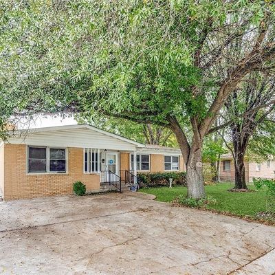 3227 Gus Thomasson Rd, Dallas, TX 75228